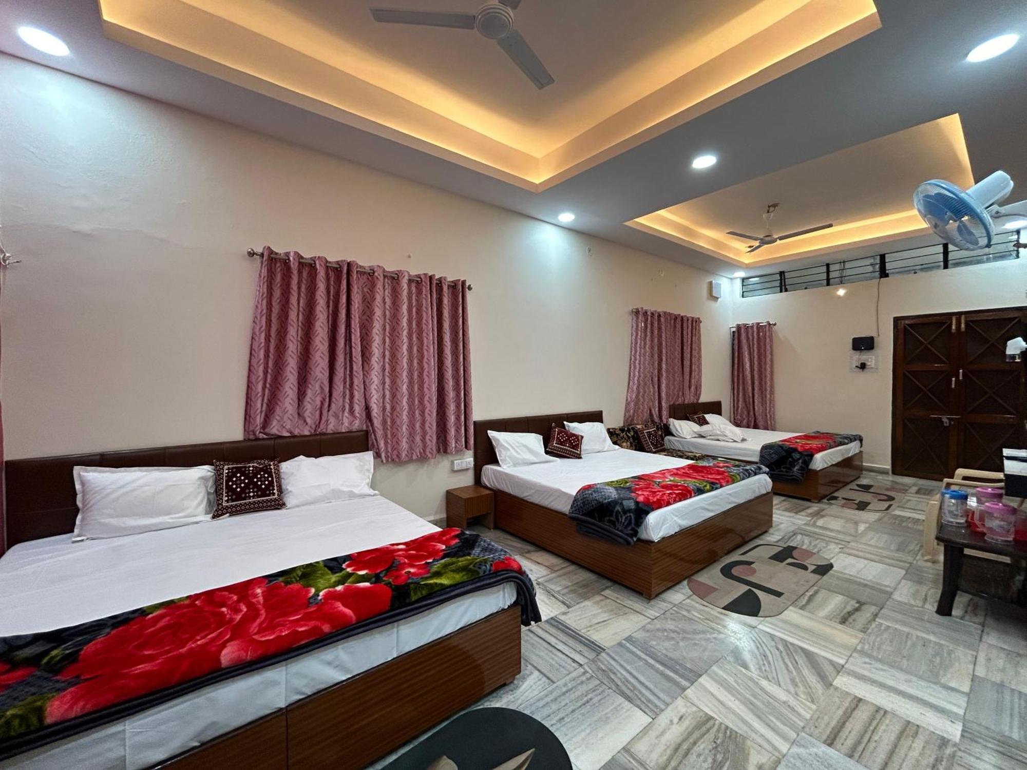 Aashirwad Residency Bed & Breakfast Ujjain Exterior photo