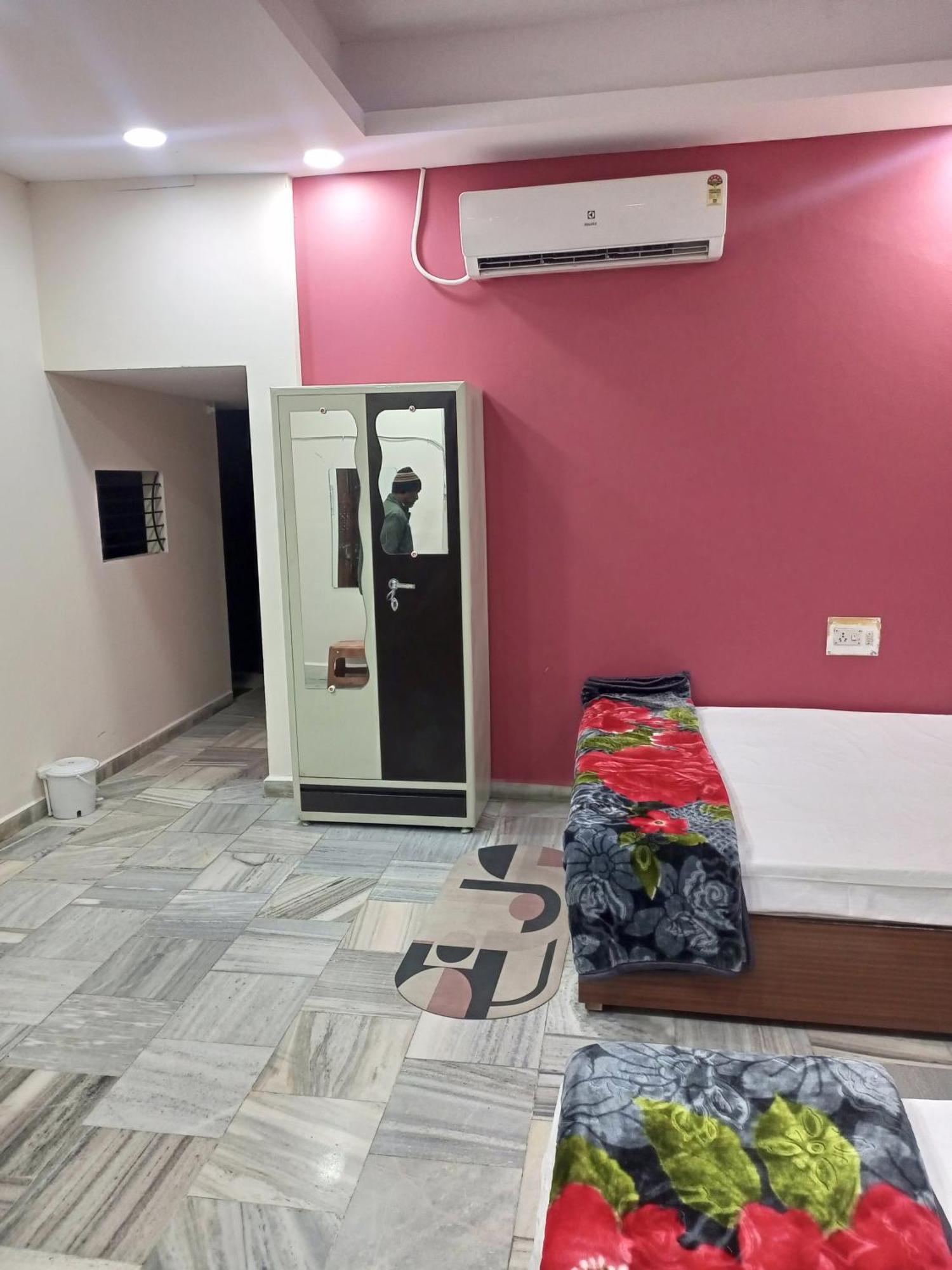 Aashirwad Residency Bed & Breakfast Ujjain Exterior photo